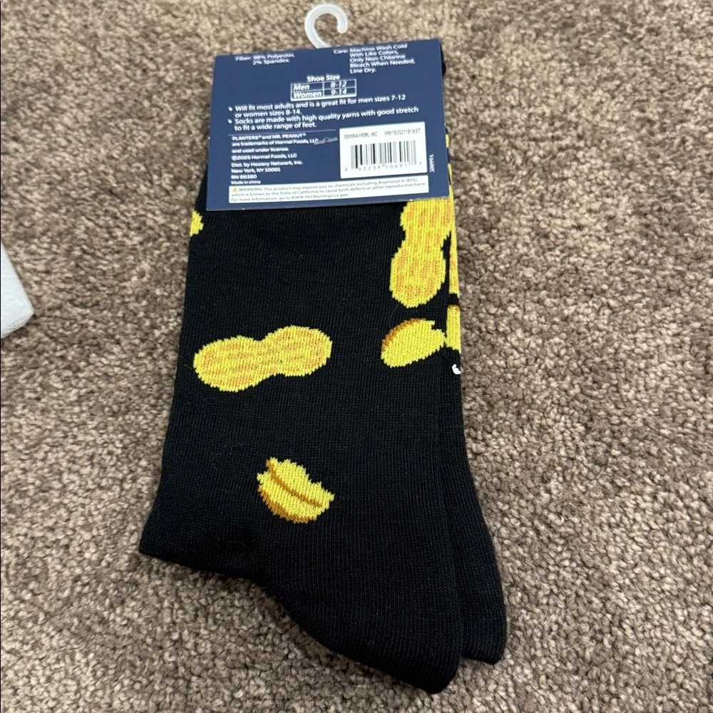 Planters Peanuts Going Nuts Crew Socks one pair women’s 9-14 NWT